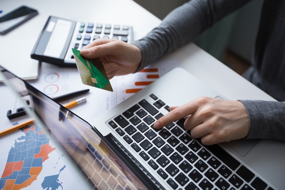 IT partner governance lifecycle for banks and insurers in APAC 